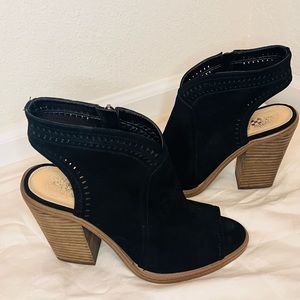 Vince Camuto suede peep toe bootie